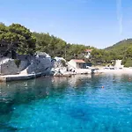 Seafront Olivera * Vela Luka