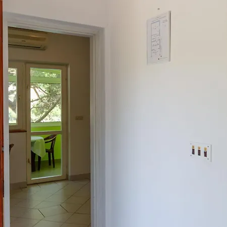 Apartment Seafront Olivera *