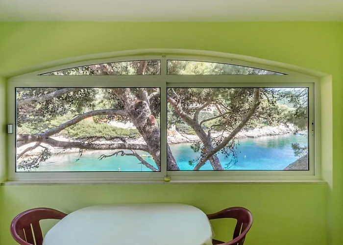 Seafront Olivera Vela Luka